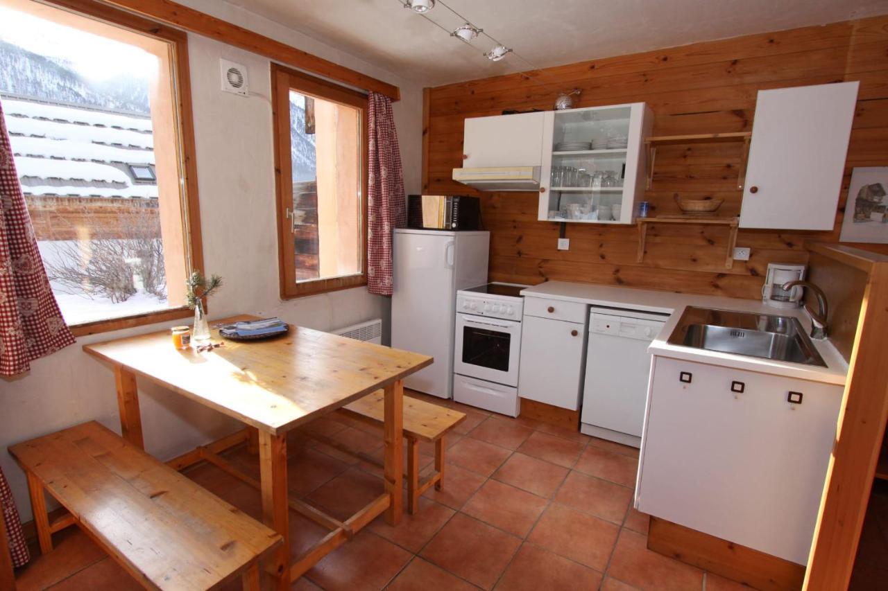 Le Leyrier Hameau Des Chazals Nevache Hautes Alpes エクステリア 写真