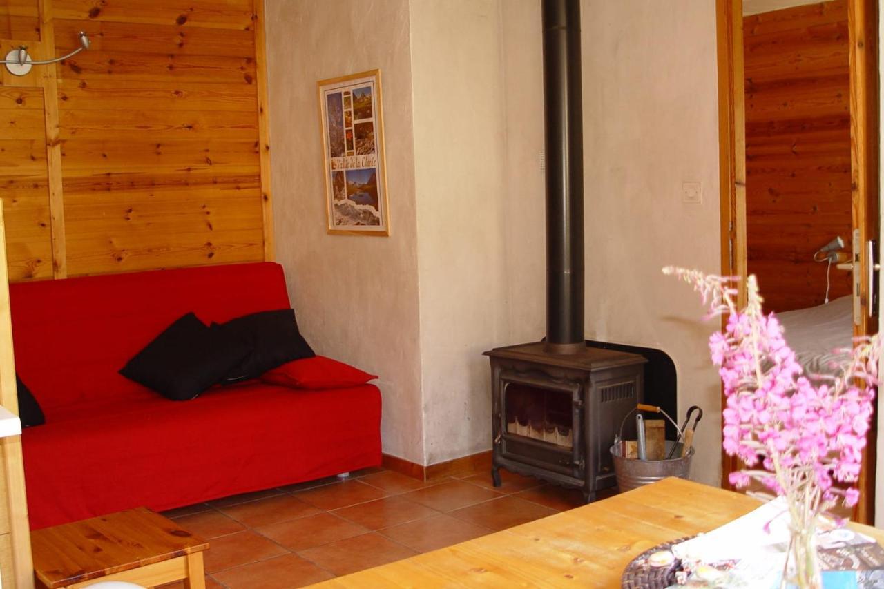 Le Leyrier Hameau Des Chazals Nevache Hautes Alpes エクステリア 写真